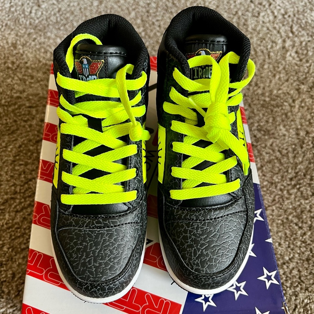 TROOP Black, Kids/Boys Faux Leather High Top Sneakers, Size 1